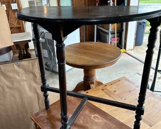 1/2 Circle table