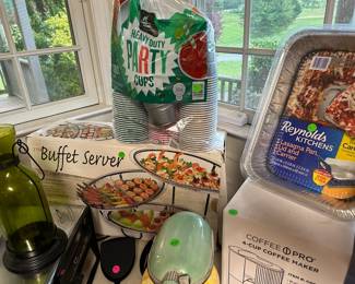 Buffet Serving Platters, Solo Cups