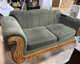 Lounger and Matching Sofa