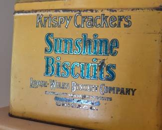 Biscuit box
