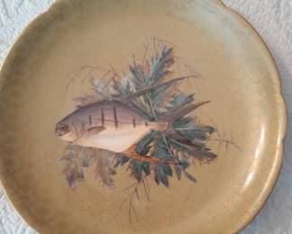 Several fish plates, two have flaws the rest are flawless