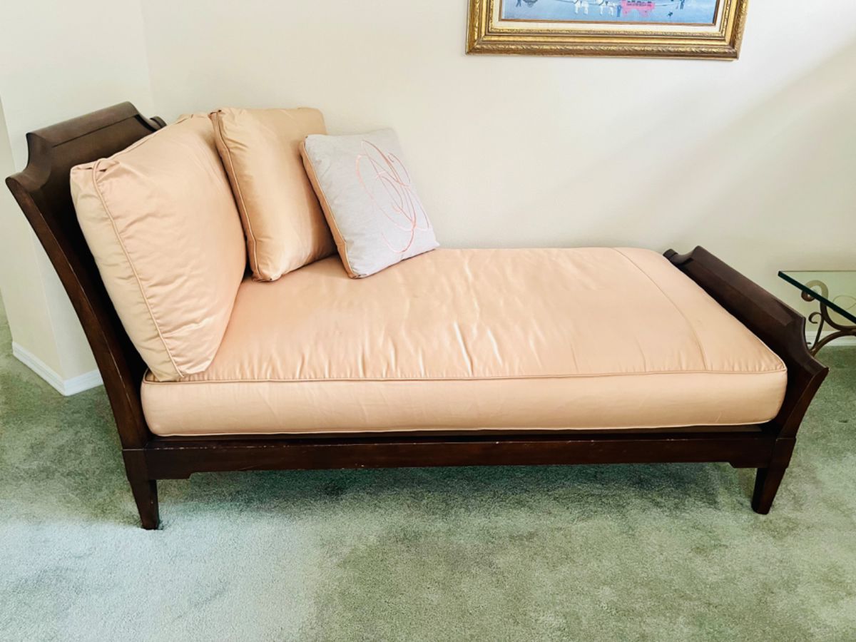 Thomasville Chaise
