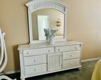 Bureau With Mirror