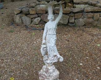 concrete bird bath/statue