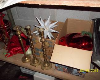 more Christmas decor 