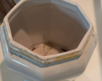 White Cachepot. Photo 2 of 3. 