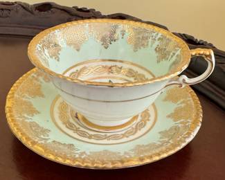 Paragon Fine Bone China Tea Cup & Saucer. Photo 2 of 3. 