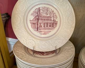 Set of 12 University of Virginia Historical Plates. 