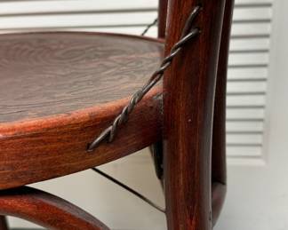 Vintage Emefes (Czechoslovakia) Bentwood Chair. Photo 4 of 5. 