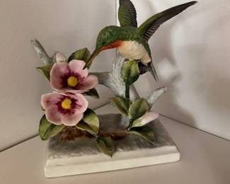Lefton China Hand-Painted Ceramic Hummingbird Figurine. Photo 1 of 2. 