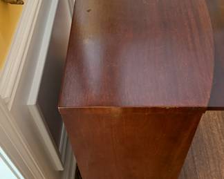 Vintage Marshall Field's Mahogany 5-Drawer Bow Front Chest of Drawers with Hidden Pull Out Tray. Measures 30" W x 17" D x 32" H. Photo 2 of 3. 