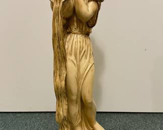 Ceramic Figurines. One Has Chip. Photo 2 of 3. 