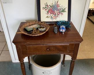 Western Stoneware “10” gallon crock