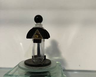 Perfume bottle