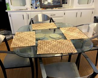 dining table with 4 chairs $350