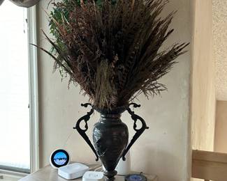 Feather centerpiece