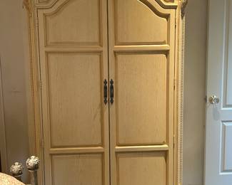 Armoire