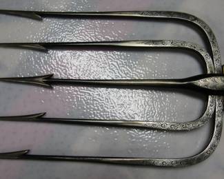 The best Spear ever found in Minnesota. Look at the Engraving WOW!