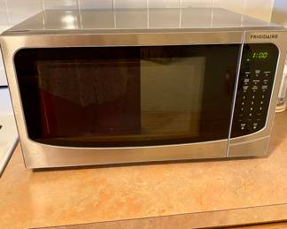 Frigidaire microwave