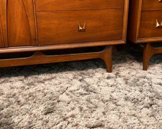 The bottom feet of each piece are in great condition! Mid-20th Century Mid Century Modern Broyhill Brasilia Premier 