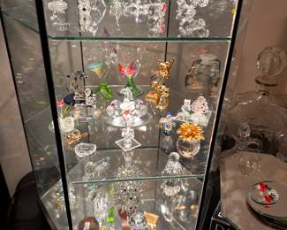 The Swarovski crystals are in an Official Swarovski Case! 