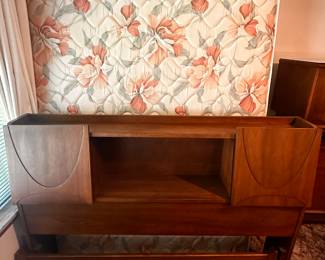 The Bed is FULL SIZE. Comes with head Board, Foot Board, Metal Frame, Mattress and Box Spring! Mid-20th Century Mid Century Modern Broyhill Brasilia Premier! 