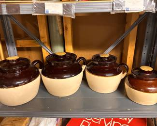 A quartet of voltage bean pots! 