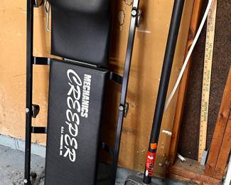Mechanics creeper! Has an adjustable head rest! EXCELLENT condition! 