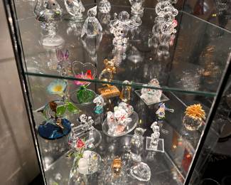 The Swarovski crystals are in an Official Swarovski Case! 