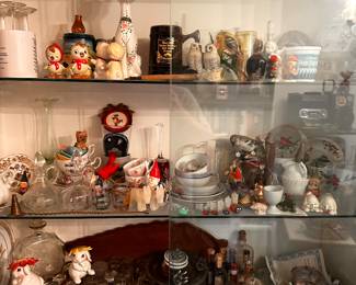 Got the keys on Monday Aug 5th. Here are pics of the initial walk through.  Great vintage items from every category! More pics coming daily as we start to unpack this huge sale! 