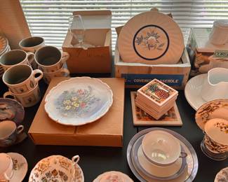 More vintage china and such! 