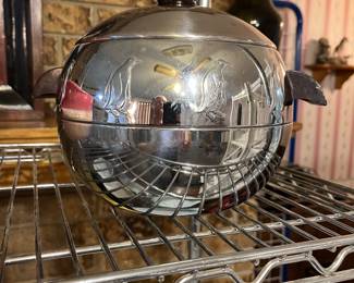 Interesting MC spherical ice bucket