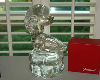 Loredano Rosin, born 1936 - Murano glass sculpture of a woman kneeling.
