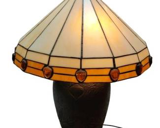 00Acorn lamp