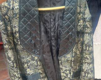 SO MANY AMAZING KIMONOS