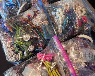 Lots of bagged jewelry as we ran out of room!