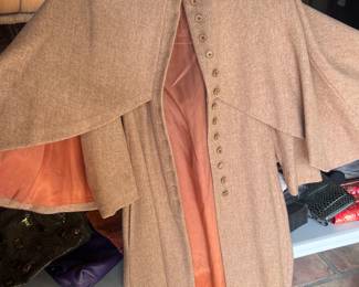 VINTAGE CAPE COAT