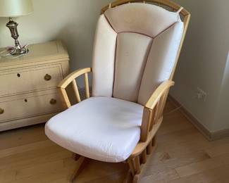 rocking chair AS IS $40
