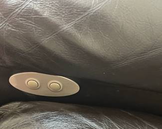 La-Z-Boy 3 seats sofa, brown leather 85"x 41"x41" $400