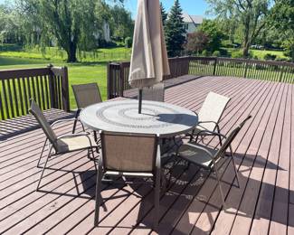 Patio table 6 chairs & umbrella