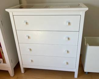 Pottery Barn 4 drawers white chest 36"x19"x40" $150