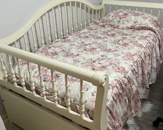 Girl twin day bed with storage underneath $150