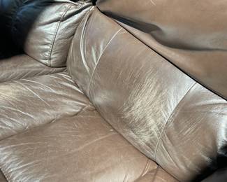 La-Z-Boy 3 seats sofa, brown leather 85"x 41"x41" $400