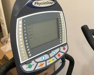 PHYSIOSTEP Seated Stepper Elliptical