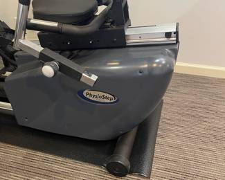 PHYSIOSTEP Seated Stepper Elliptical