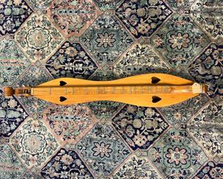 Handmade Mountain Dulcimer in great playable condition