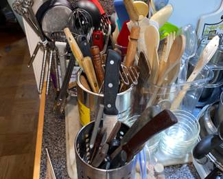 There is one thing for sure, we ALWAYS have plenty of kitchen tools to choose from.