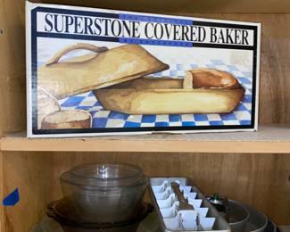 Who can say that they have lost a layer of skin to those aluminum ice trays? I CAN!