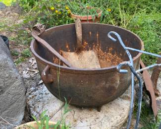 Cast iron jambalaya pot perfect for garden or using as the vessel for the pump water feature.