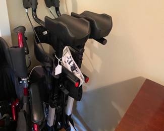 Like new upright walker 